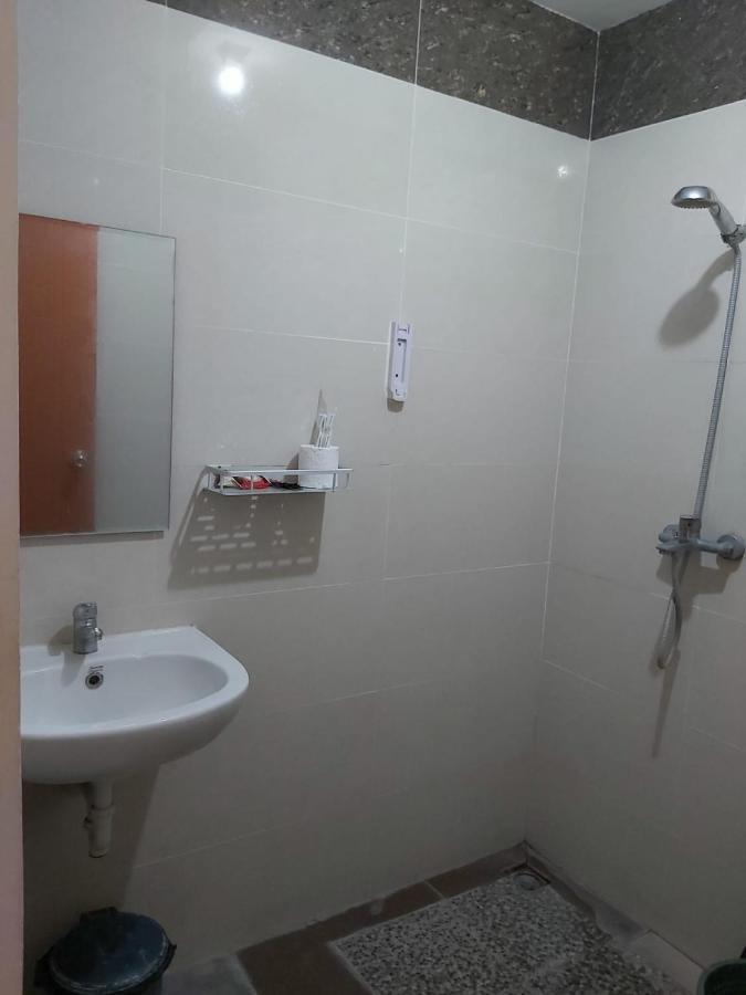 Hotel Larensia Labuan Bajo Værelse billede